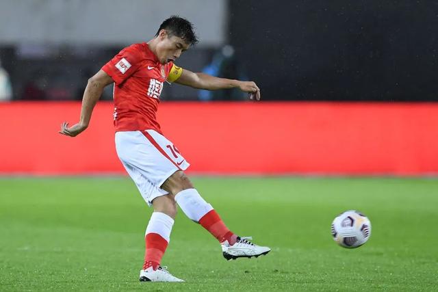 林书豪：P+身体对抗很强 和CBA强弱还不好评价